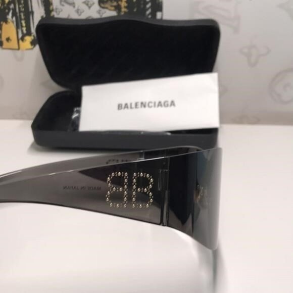 New Authentic Balenciaga BB0122S 004 Black Shield Sunglasses - Picture 10 of 11